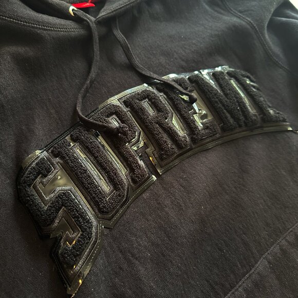 SUPREME SWEATER - Picture 3 of 4